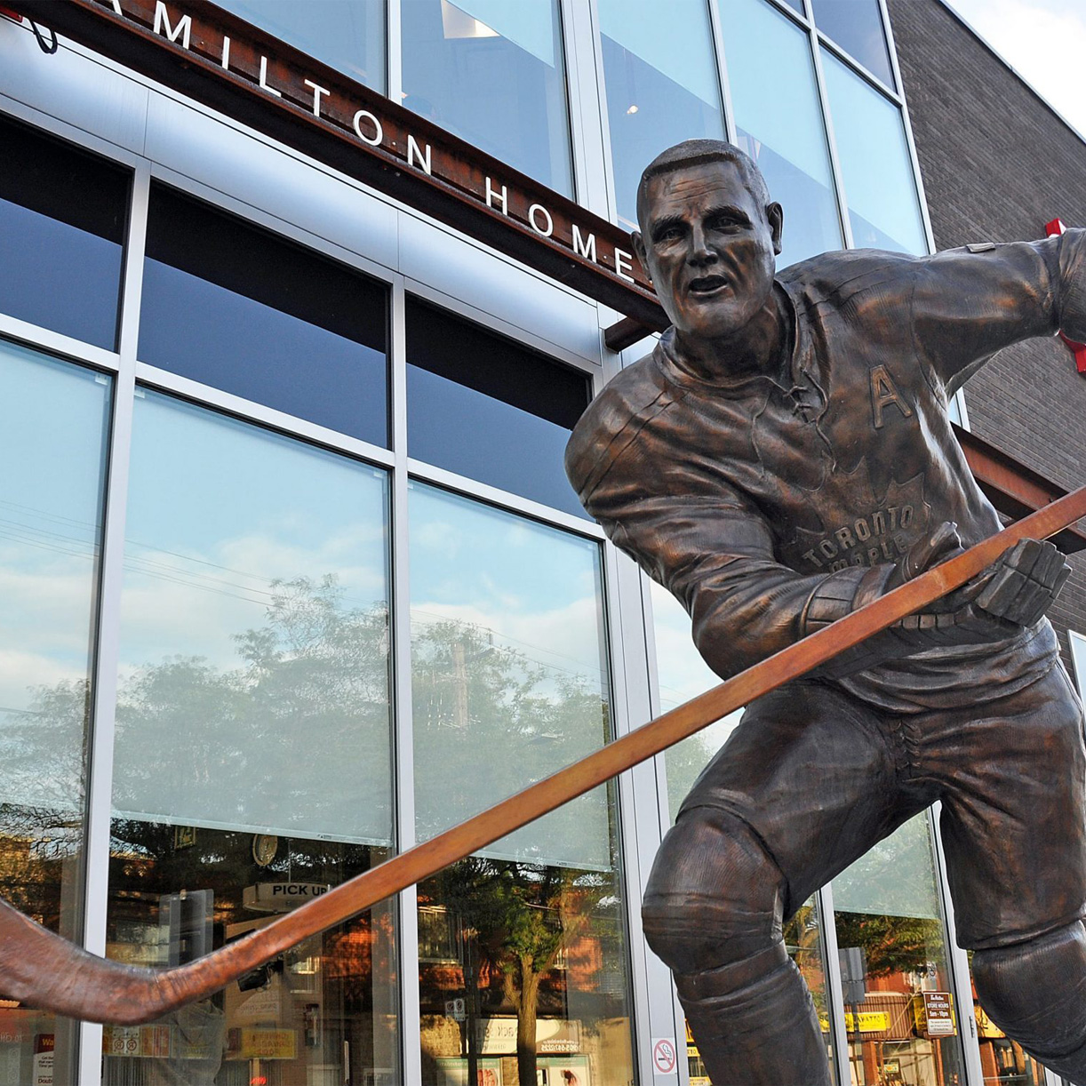 Toronto Maple Leafs statue in front of Tim Horton's on Ottawa Street